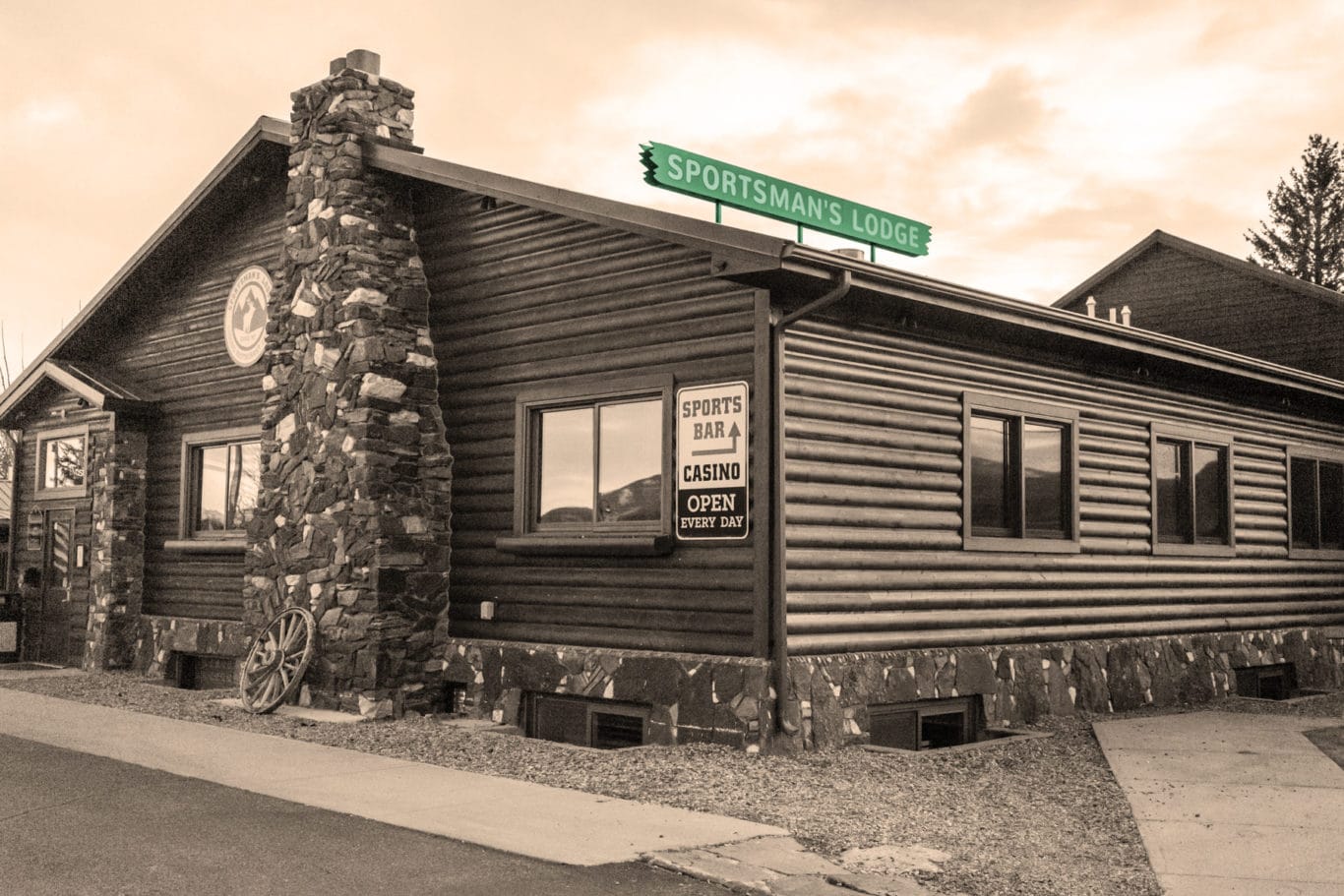 Sportsmans Lodge Ennismontanahotels