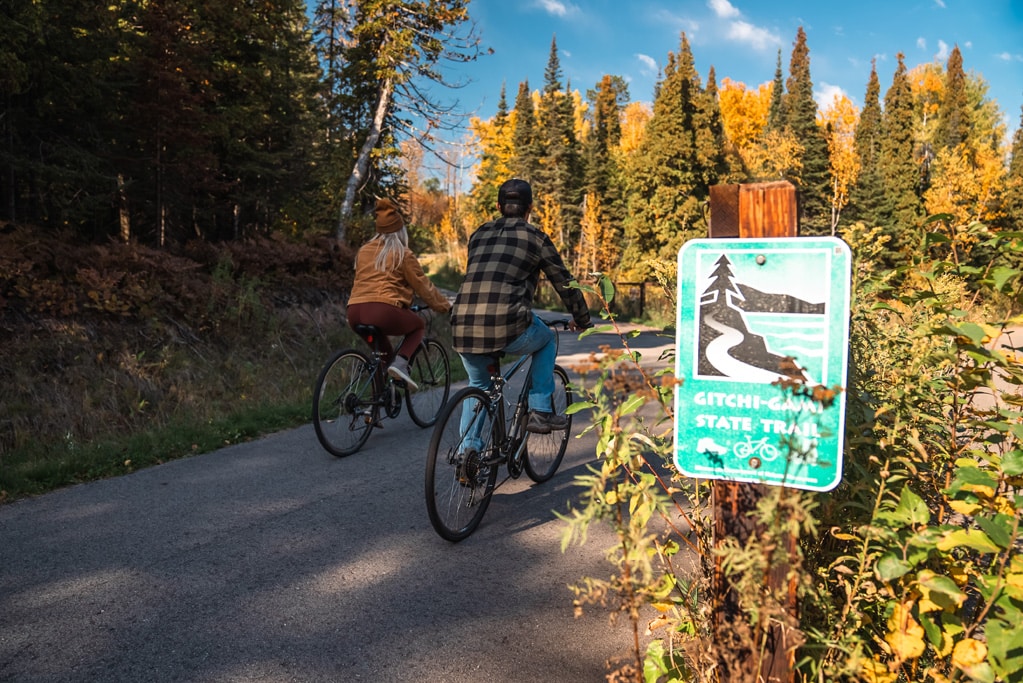 bike trail on north shore